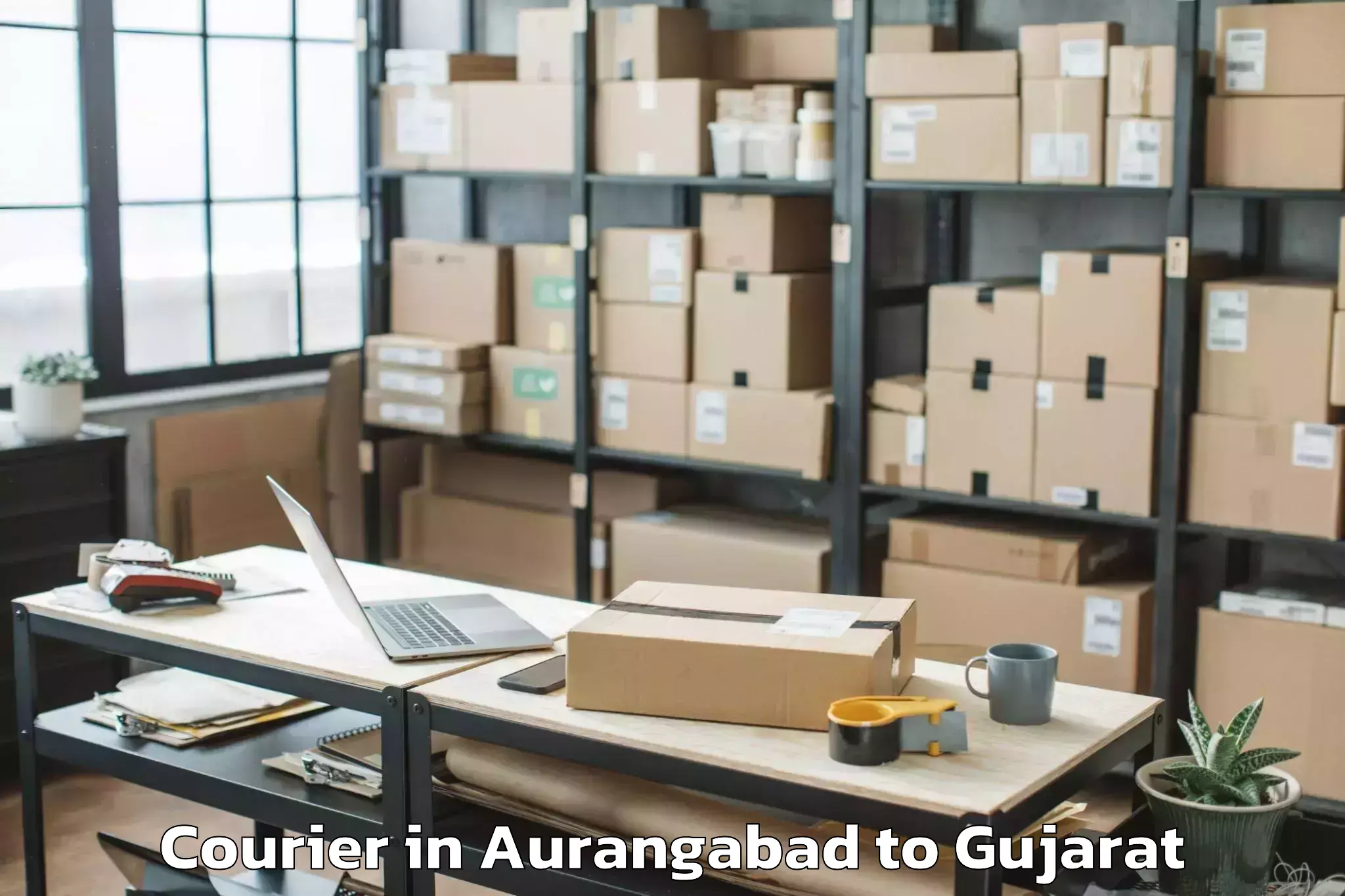 Easy Aurangabad to Mahesana Courier Booking